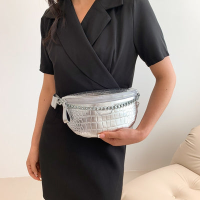 Sac banane vert brillant chic