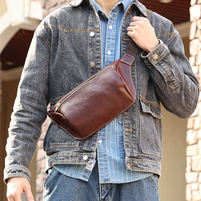 Sacoche banane en cuir verni pour homme